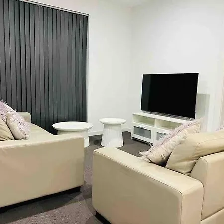 Lightsview 2 Bedroom Apt, Free Parking And Wifi 9 Km From Cbd Broadview Exterior photo