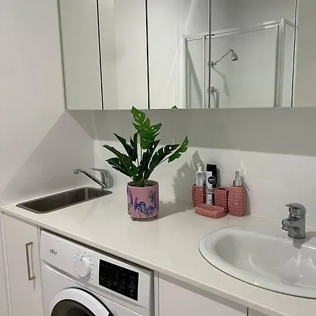 Lightsview 2 Bedroom Apt, Free Parking And Wifi 9 Km From Cbd Broadview Exterior photo